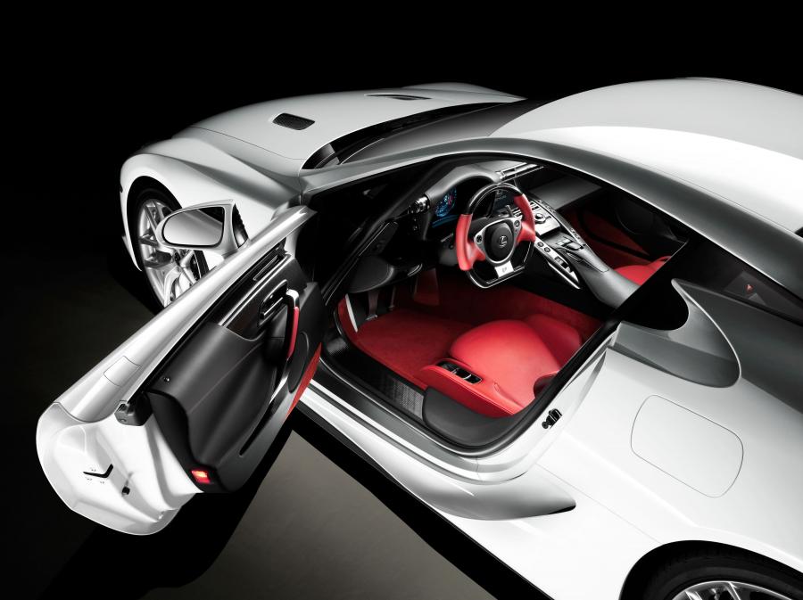  Lexus LF-A 2010 года  (фото 26 из 213)